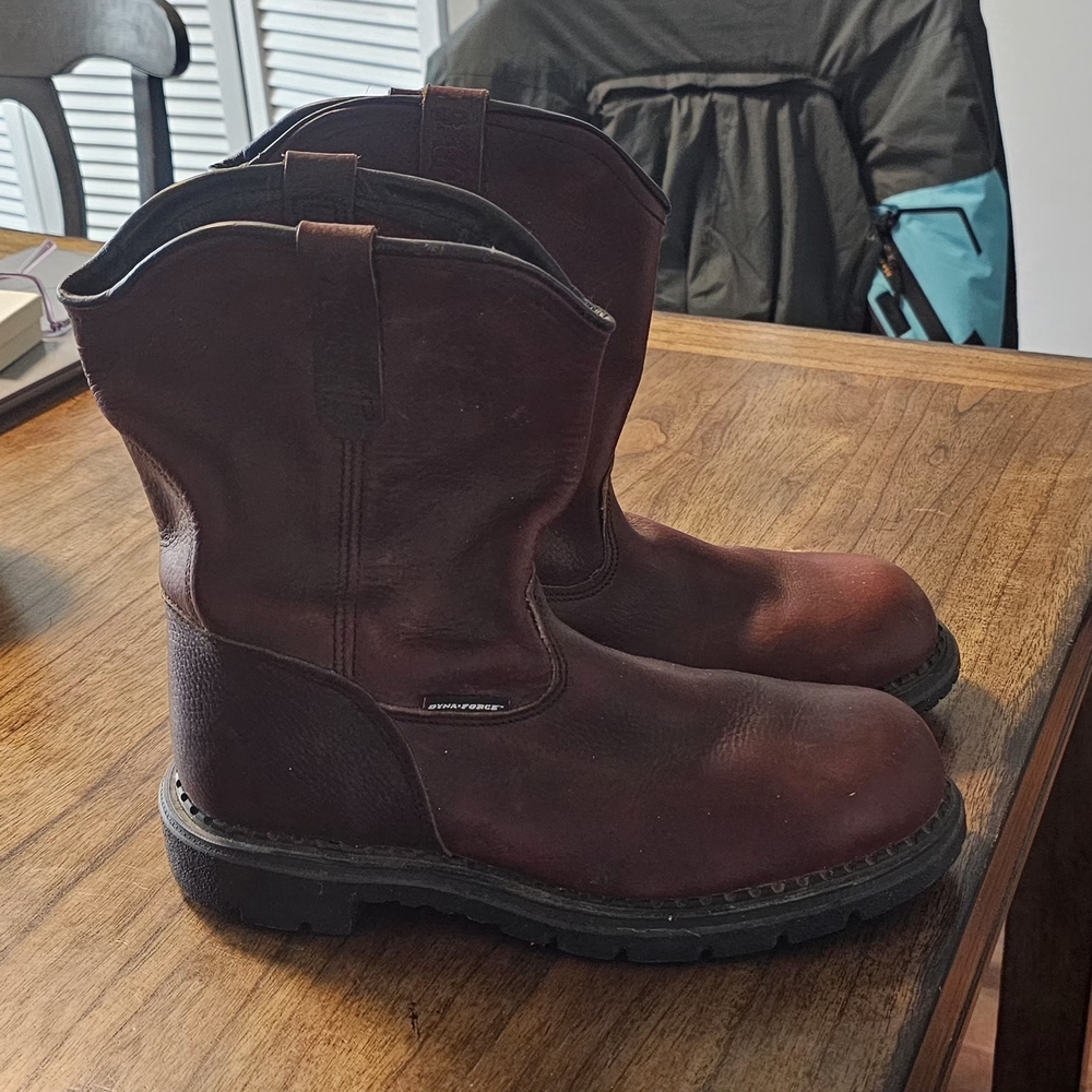 Red Wing Tracrion Tred Lite
